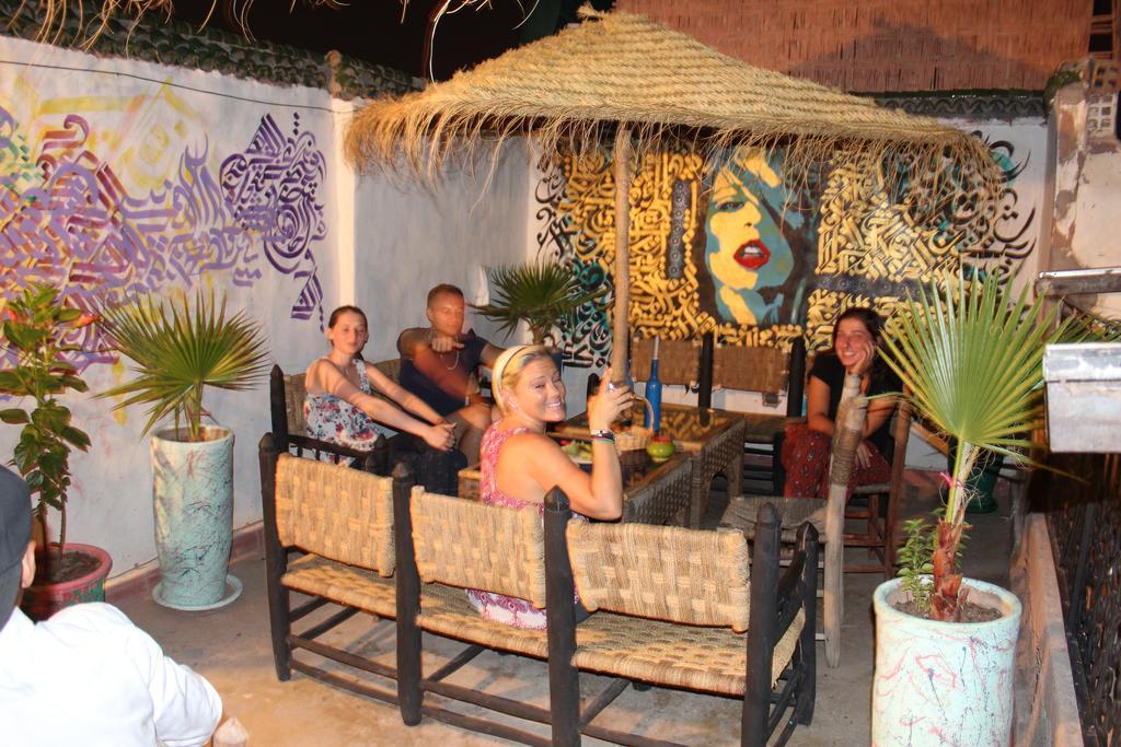 Backpackers Grapevine Hostel Marrakesh Bagian luar foto