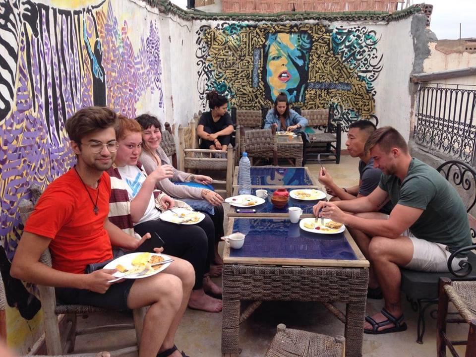 Backpackers Grapevine Hostel Marrakesh Bagian luar foto